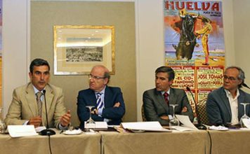 Carlos Pereda. Pedro Rodríguez, Óscar Polo y Salvador Boix. (FOTO: Iván de Andrés)