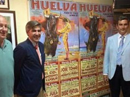 Óscar Polo y Carlos Pereda presentando la Feria en Lisboa.