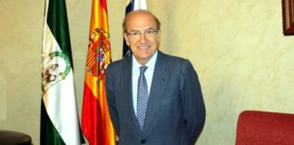 Pedro Rodríguez, alcalde de Huelva, ofrece la bienvenida al nacimiento de HUELVA TAURINA.