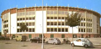 La preciosa y desaparecida Plaza Monumental de Huelva.