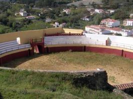 Plaza de toros de Almonaster la Real.
