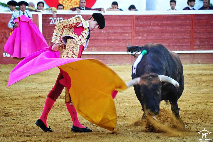 Esaú Fernández.