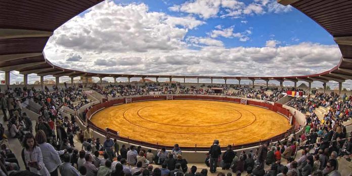 Vista de la plaza de Palos de la Frontera.