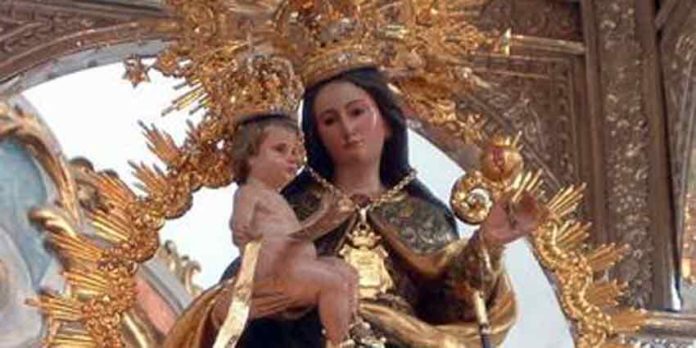 La Virgen de la Cinta, la Virgen Chiquita de Huelva.