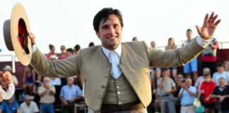 El rejoneador onubense Andrés Romero abrirá el festival de Trigueros.