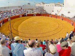 Vista de la plaza de toros de Ayamonte.