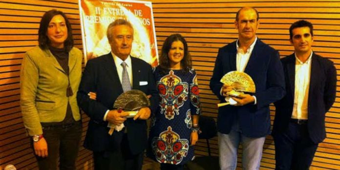 El acto de entrega de los premios en Valverde. (FOTO: esvalverde.com)