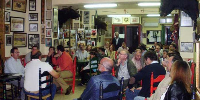 Salón de la Peña Cultural taurina de Zalamea.