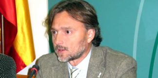 El delegado de la Junta de Andalucía en Huelva, José Fiscal.