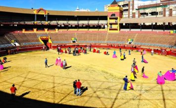 Intensa actividad en la primera jornada de toreo para aficionadoa en La Merced. (FOTO: Vicente Medero)