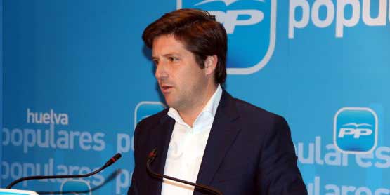 El portavoz del PP en la Diputación de Huelva, Guillermo García de Longoria.