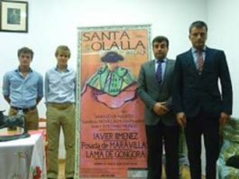 Lama de Góngora, Javier Jiménez, el alcalde de Santa Olalla del Cala y el empresario Jorge Buendía.