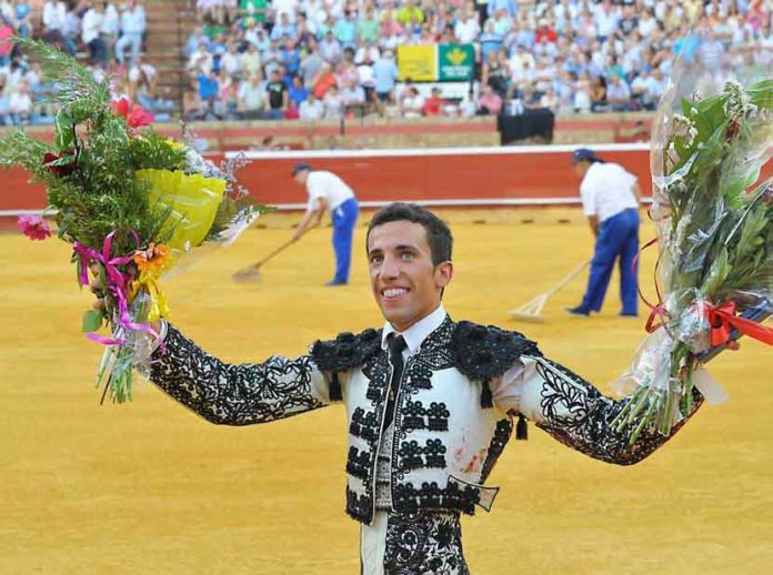 El novillero onubense David de Miranda. (FOTO: Vicente Medero)