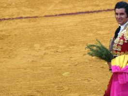 Morante, en su triunfo del pasado viernes en La Merced. (FOTO: Javier Martínez)