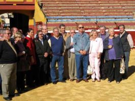 Comienzan las visitas guiadas a la plaza de La Merced El primer grupo de visitantes de la 'Ruta de los toreros'.