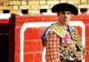 José Tomás, en un paseíllo en la plaza de Huelva. (FOTO: Vicente Medero)