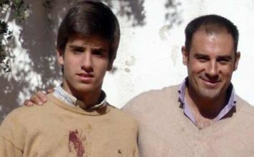 Emilio Silvera torea el domingo en Marbella Emilio Silvera junto al también onubense Litri.