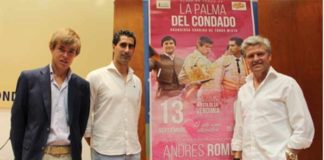 Javier Jiménez, Martín Núñez y Espartaco, durante la presentación.