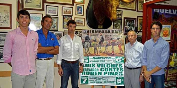 Acto de presentación de los carteles de Zalamea. (FOTO: Víctor Palmar)