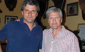 El empresario onubense Jorge Buendía y el torero sevillano Espartaco.
