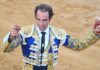 Salvador Cortés, en la corrida de la reciente Feria de Zalamea. (FOTO: Arizmendi)