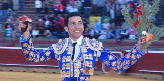 El novillero onubense David de Miranda, en tarde triunfal esta temporada en la plaza de La Merced.