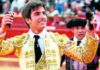 Emilio Silvera, con las dos orejas ganadas el pasado domingo en Sanlúcar de Barrameda.