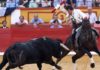 Andrés Romero con una banderilla hoy en Badajoz. (FOTO: Gallardo / badajoztaurina.com)